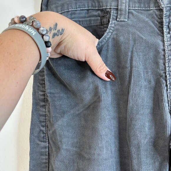 Levis 511 Jeans Mens 32x32 Dark Gray Corduroy Skinny Stretch 5-Pocket Mid Rise - Picture 3 of 10